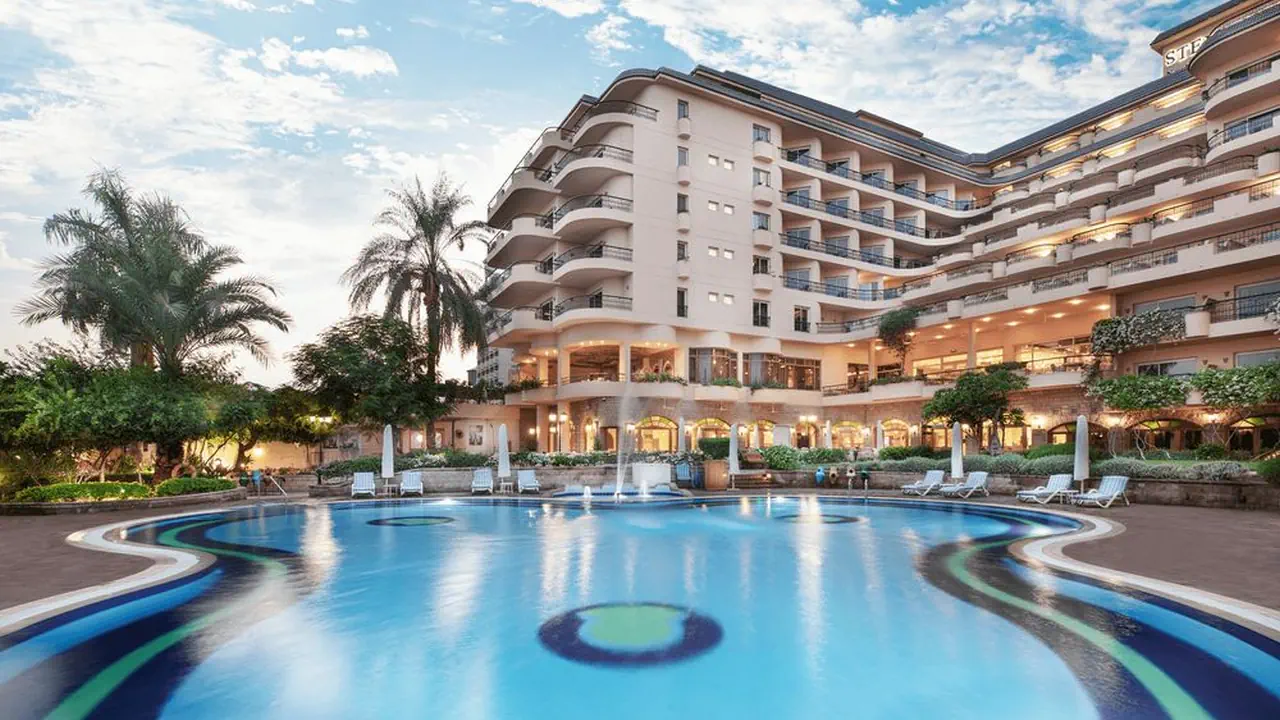 الفندق شتيجنبرجر نايل بالاس - الأقصر